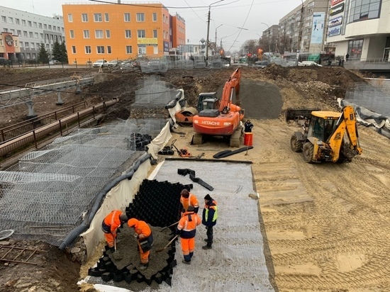 На улице Базарной в Тамбове продолжается ремонт дороги