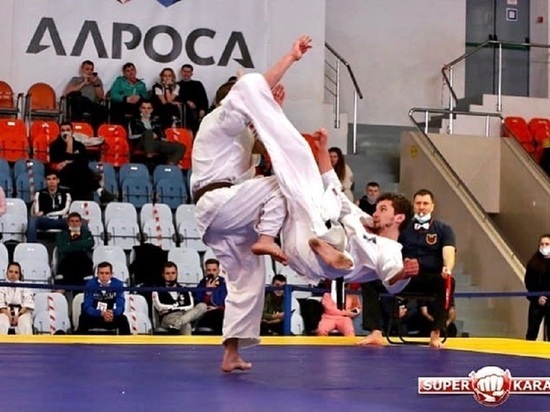 Сборная Кузбасса завоевала шесть медалей на чемпионате страны по каратэ