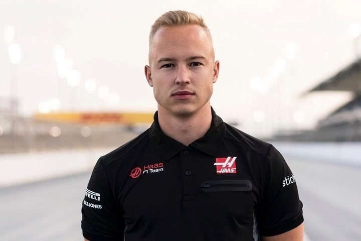 Мазепин подписал контракт с "Хаасом" и продолжит карьеру в "Формуле-1"