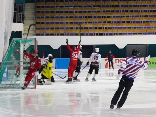 Подарок для красноярских болельщиков на Всероссийский День хоккея: «Енисей» разгромил «Байкал-Энергию»