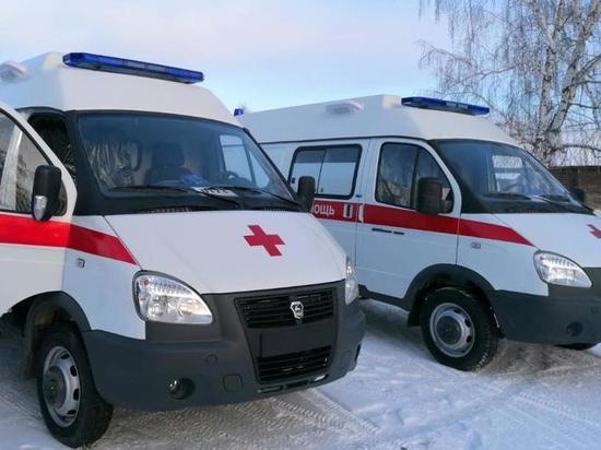 Больнице в Казанском районе выделили две новые машины скорой помощи