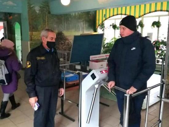 В 27 школах Рязани проверили соблюдение коронавирусных ограничений