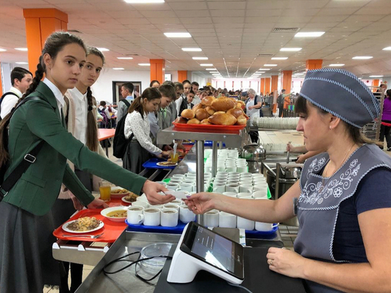 Тамбовчане поделились опытом школьного питания с другими регионами