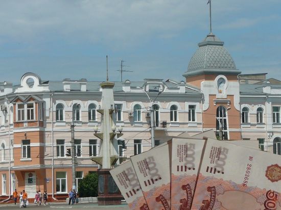 Читинка возмутилась тратами бюджета на содержание чиновников города