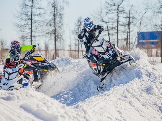 Спортсмены из городов ЯНАО и ХМАО приедут в Новый Уренгой на снегоходный кросс