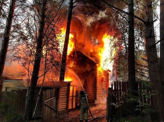 Дома на правобережье Красноярска проверили на пожарную безопасность