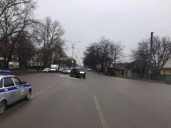 В Пятигорске произошла тройная авария с пострадавшей