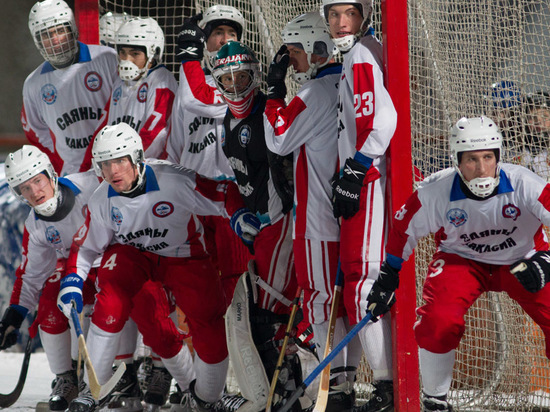 Жителей Хакасии пустят на хоккей, несмотря на коронавирус