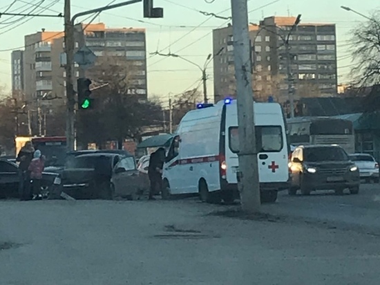 В Рязани на Московском шоссе столкнулись две машины