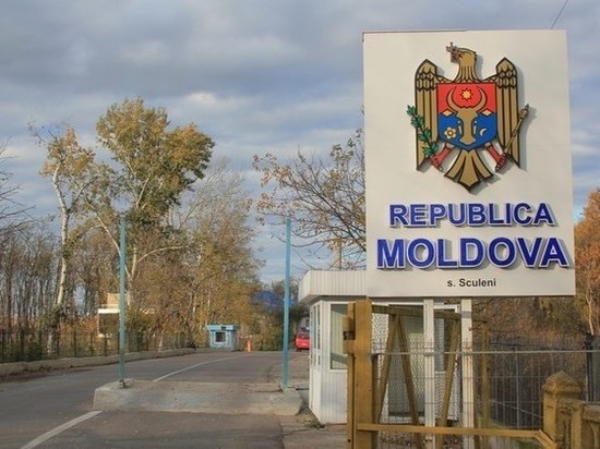 Автомобиль посольства Молдавии в РФ пытался вывезти контрабанду