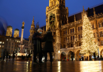 Власти Германии настаивают на более строгих карантинных мерах в тех частях страны, где наблюдается высокий уровень заражения коронавирусом, в том числе в преддверии Рождества и Нового года