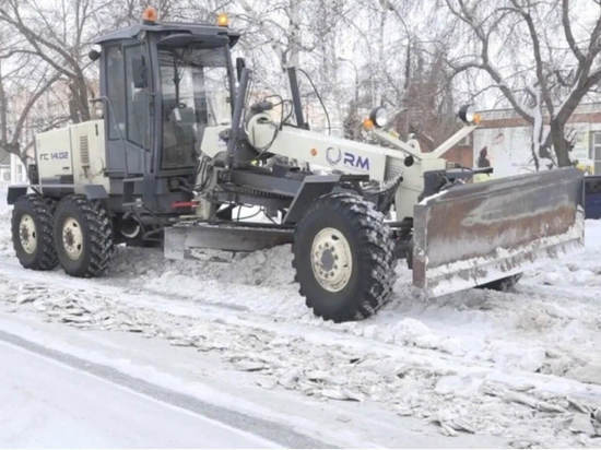 Мэрия Барнаула сообщила, как продвигается очистка города от снега