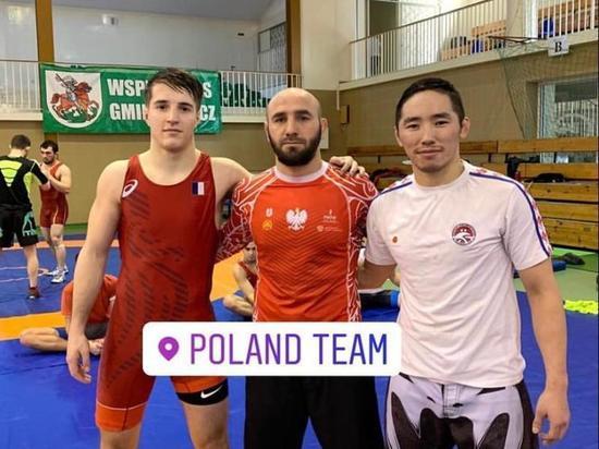 Якутянин дебютирует в сборной Польши в Кубке мира по вольной борьбе