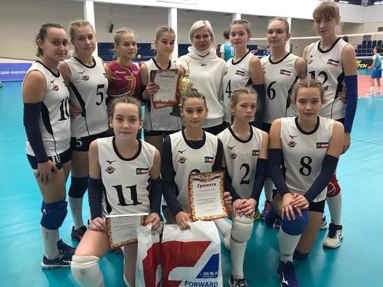 Волейбольная команда из Хакасии победила всех на первенстве Сибири