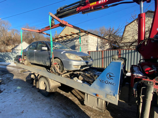 КВС: за долг в 40 тысяч рублей у гражданина изъят Mitsubishi Lancer