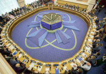 На прошедшей сессии Совета депутатов города Новосибирска депутаты рассмотрели более десяти вопросов, среди которых — проект бюджета на 2021 год, ситуация с распространением коронавирусной инфекции и обеспечение населения лекарственными средствами