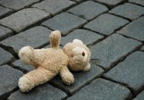 Двухлетняя девочка скончалась в Краснокаменске 8 декабря