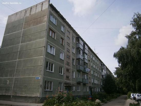 Скандальную компанию в Новосибирской области засудили за дырявую крышу после капремонта за миллион
