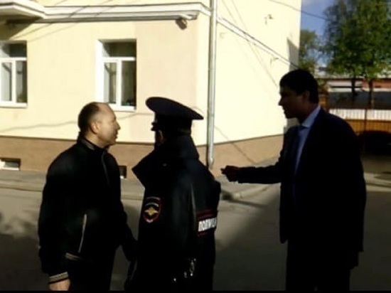 В Ярославской области уволился чиновник, обещавший помочиться на соседа