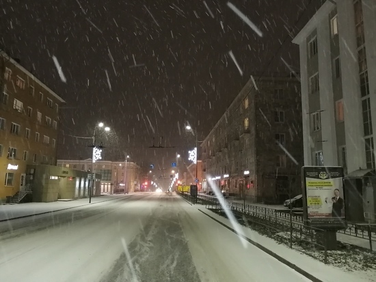 Петрозаводск все-таки накрыло снегом: Талви Укко будет доволен
