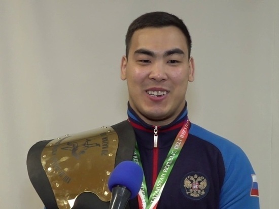 Калмыцкий борец завоевал бронзу на чемпионате мира