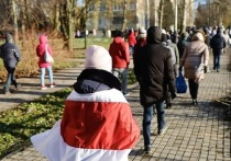 В Белоруссии будут судить 87-летнюю Елизавету Белую за бело-красно-белый флаг, который она повесила в собственной квартире