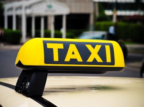Таксиста из Глазова сильно избил не пожелавший платить пассажир