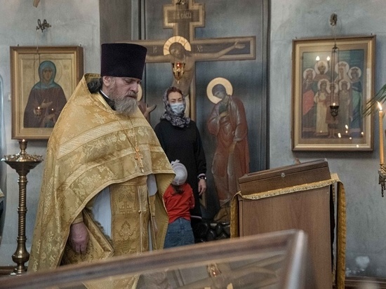 Тверской священник рассказал, как несет службу в ковидном госпитале
