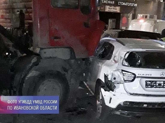 В Иванове авария собрала «паровозик» из четырех авто, а в Тейково сбили женщину-пешехода