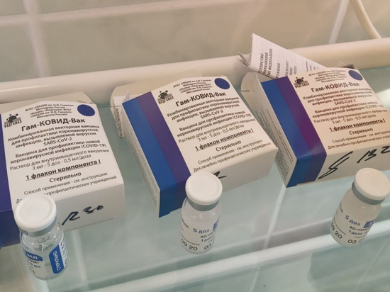 Медики Прикамья первыми в регионе получают вакцину от Covid-19