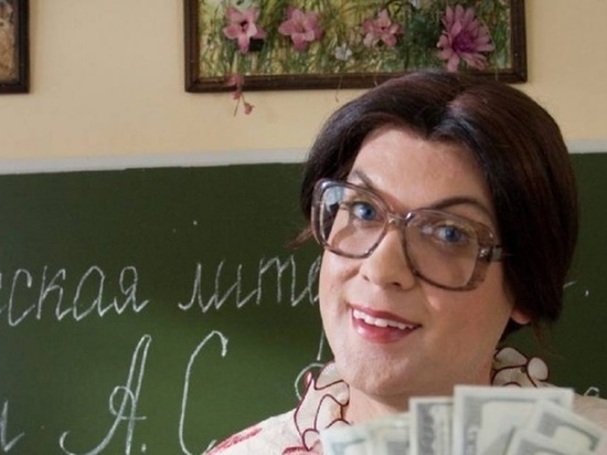 На Ставрополье директор сельской школы отбирала деньги у учителей