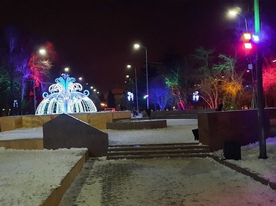 Металлургический район Челябинска готовится встречать Новый год