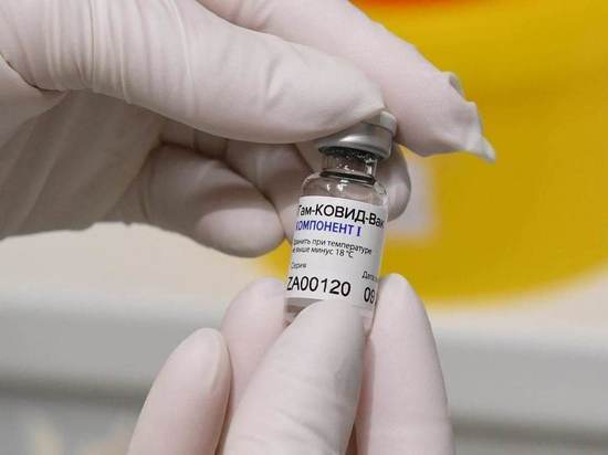 На Ямал привезли еще 300 доз вакцины от COVID-19