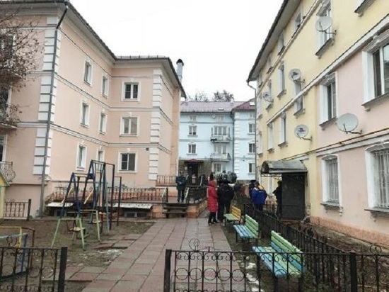 Встреча с жителями скандально известных домов прошла в Серпухове
