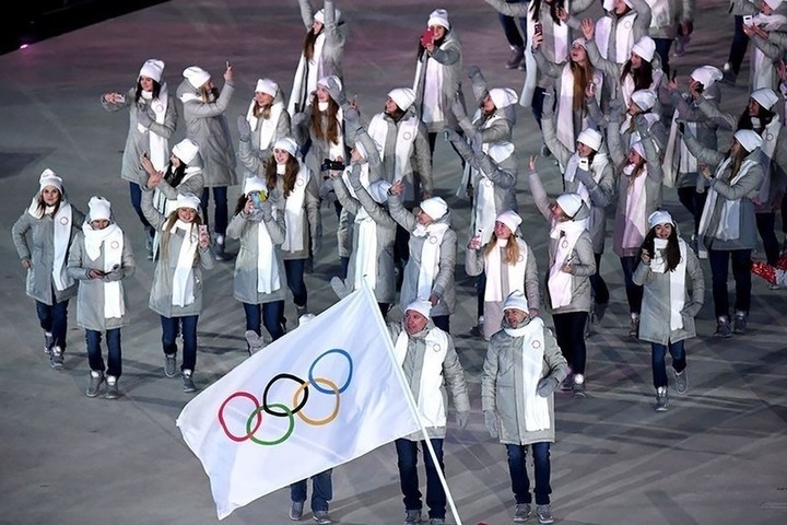 Отдельные атлеты могут быть допущены, но без российской символики