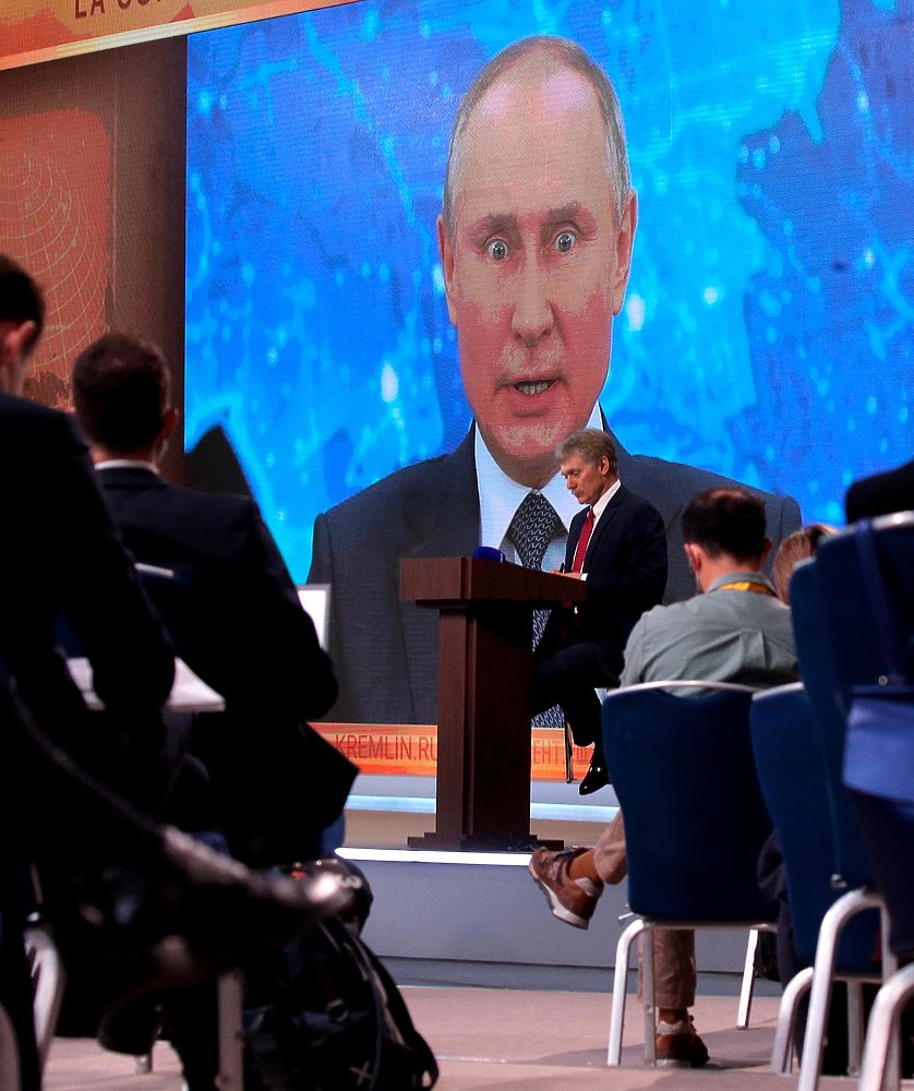 Эмоции Путина на пресс-конференции: гигантский президент