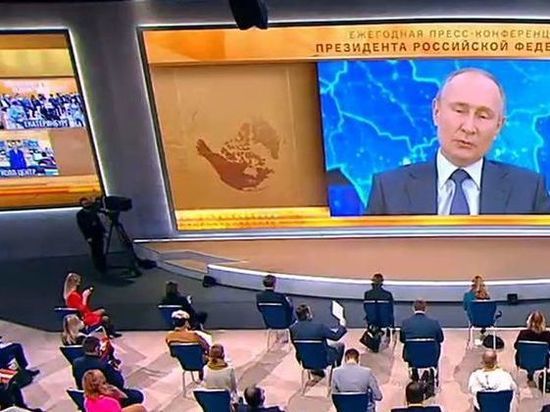 Жаловавшаяся Путину санитарка прокомментировала информацию о своей крупной зарплате