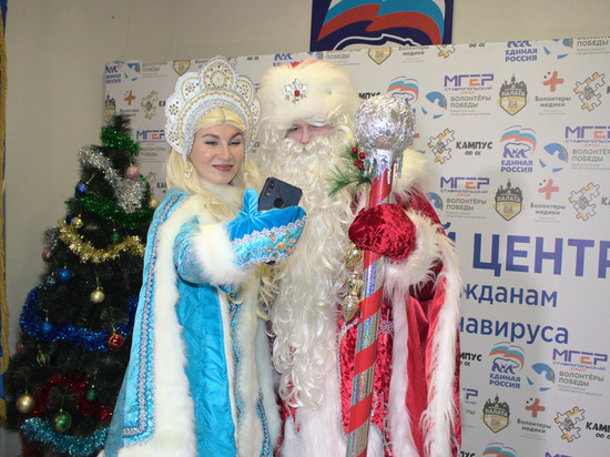 Дед Мороз и Снегурочка сдали тесты на коронавирус в Ставрополе