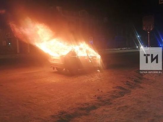 Двое татарстанцев зарезали таксиста и сожгли его авто
