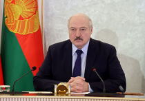 Пресс-секретарь МИД Белоруссии Анатолий Глаз заявил, что Минск подготовил ответные меры на введенные Евросоюзом санкции