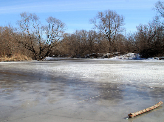 Лед на реках Забайкалья оказался тоньше нормы на 10-30 см
