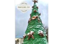 Новороссийская елка из детских тетрадей попала в Книгу рекордов