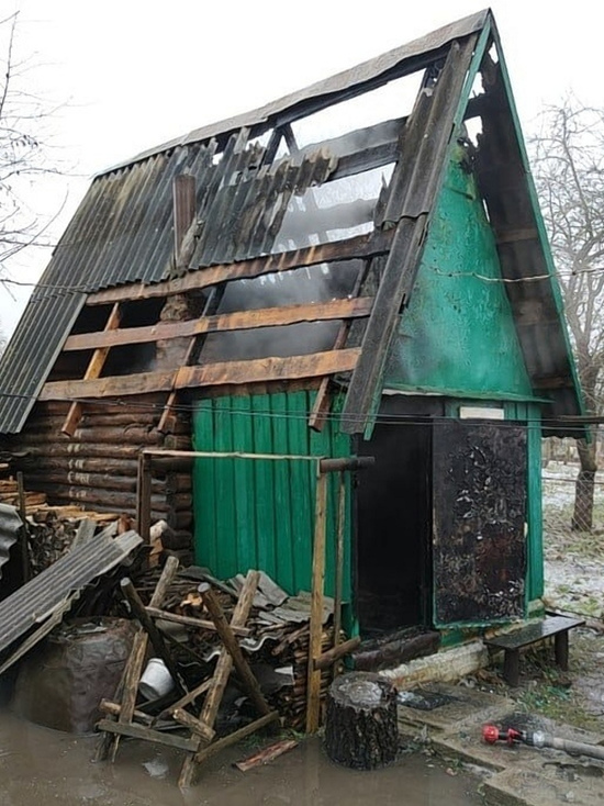 В Хиславичах затопленная утром баня к обеду сгорела