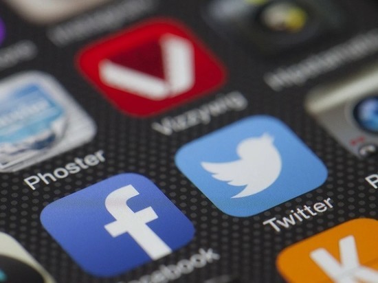 Госдума приняла закон о цензуре Facebook и YouTube