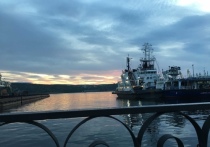 Как сообщает администрация ЗАТО Островной, отправление судна из Мурманска переносится на 25 декабря в 19:00 часов