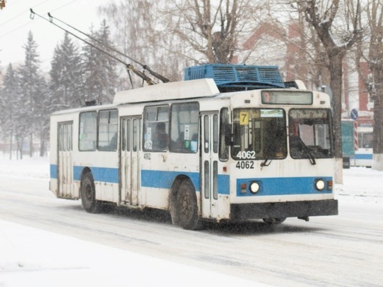 Стало известно, как будет ездить общественный транспорт Барнаула в новогодние праздники