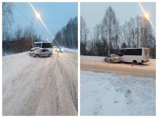 В Новосибирске подростки врезались в микроавтобус и попали в больницу