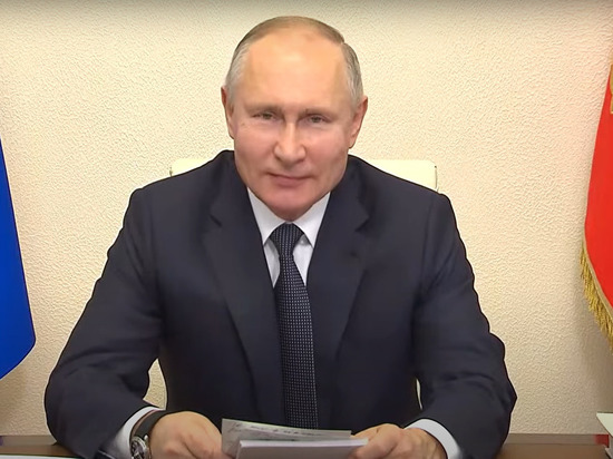 Попросившему у Путина акции «Газпрома» школьнику подарили пряник и портрет президента