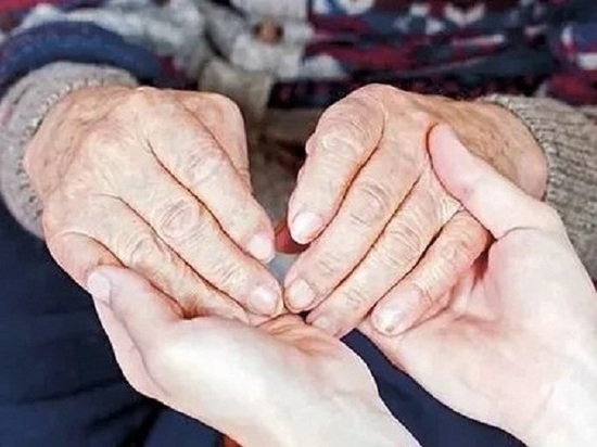 В Калмыкии появятся приемные семьи для одиноких пожилых граждан