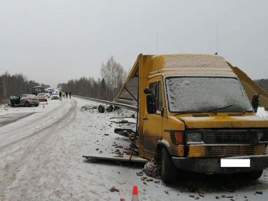 В результате ДТП в Кировской области пострадали шесть человек